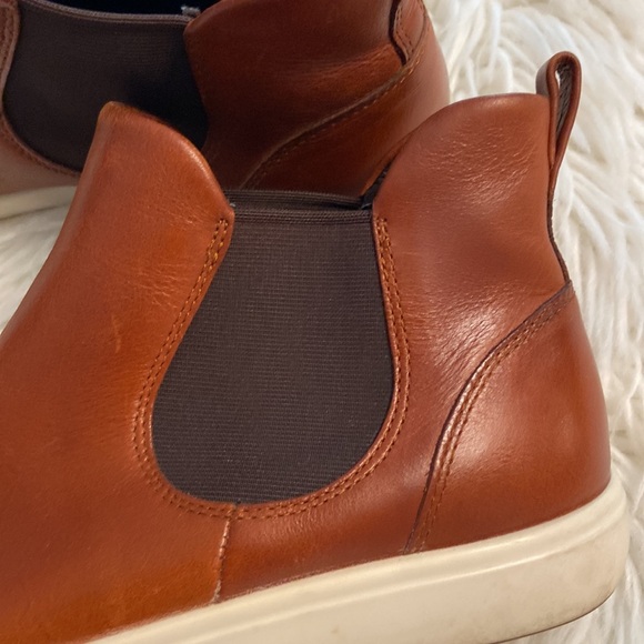 ECCO MAN Shoes size 9 -EU-40 excellent condition see all photos main image 11